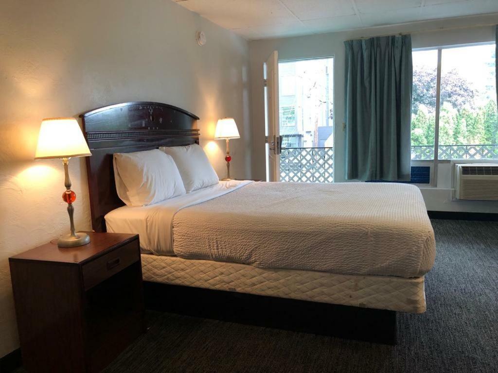 Portland Super Value Inn Esterno foto