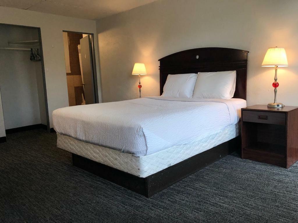 Portland Super Value Inn Esterno foto