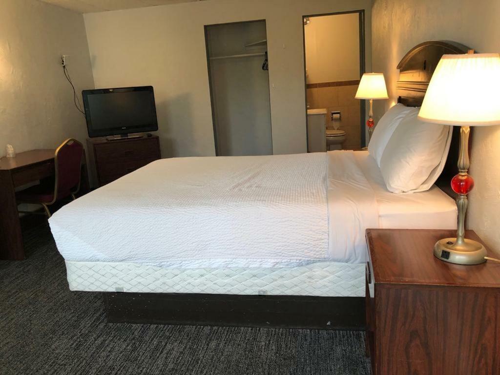 Portland Super Value Inn Esterno foto